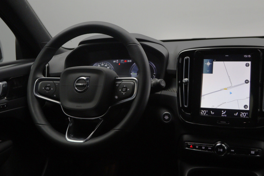 Volvo XC40 211 PK 1.5 T4 Recharge R-Design PHEV, Panoramadak, Harman/Kardon, Memory