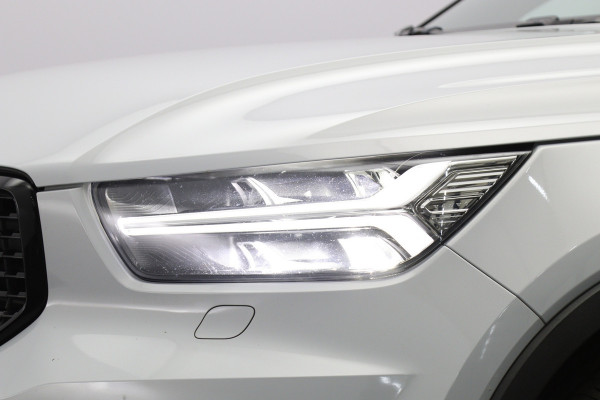 Volvo XC40 211 PK 1.5 T4 Recharge R-Design PHEV, Panoramadak, Harman/Kardon, Memory