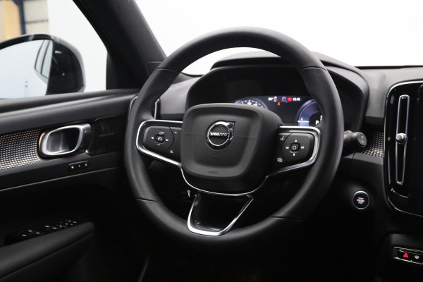 Volvo XC40 211 PK 1.5 T4 Recharge R-Design PHEV, Panoramadak, Harman/Kardon, Memory