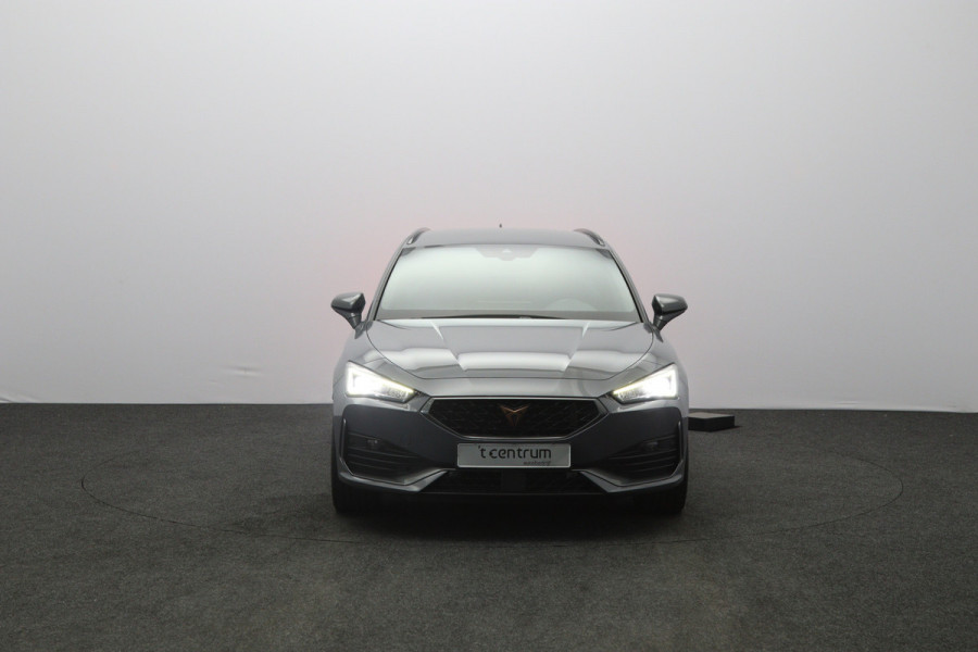 CUPRA Leon Sportstourer 1.4 e-Hybrid 245 PK VZ Copper Edition PHEV, Trekhaak, Adap. Cruise Control, Memory