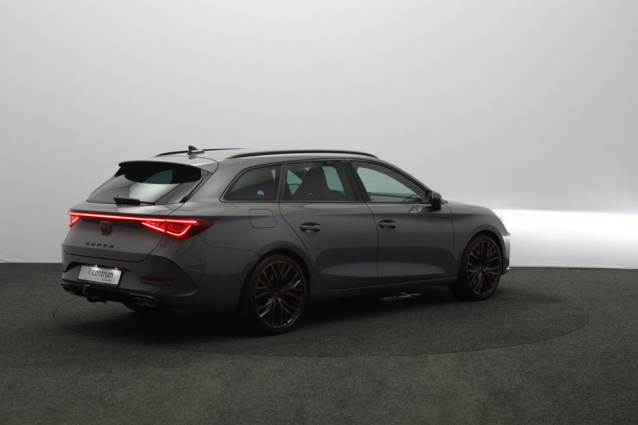 CUPRA Leon Sportstourer 1.4 e-Hybrid 245 PK VZ Copper Edition PHEV, Trekhaak, Adap. Cruise Control, Memory