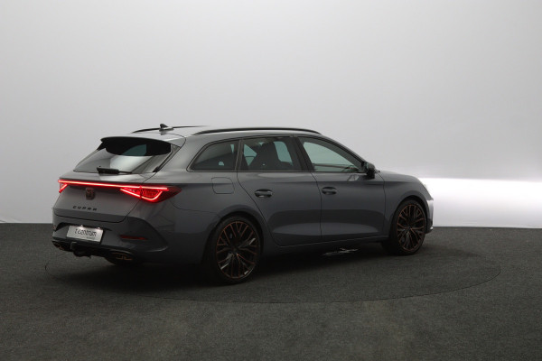 CUPRA Leon Sportstourer 1.4 e-Hybrid 245 PK VZ Copper Edition PHEV, Trekhaak, Adap. Cruise Control, Memory