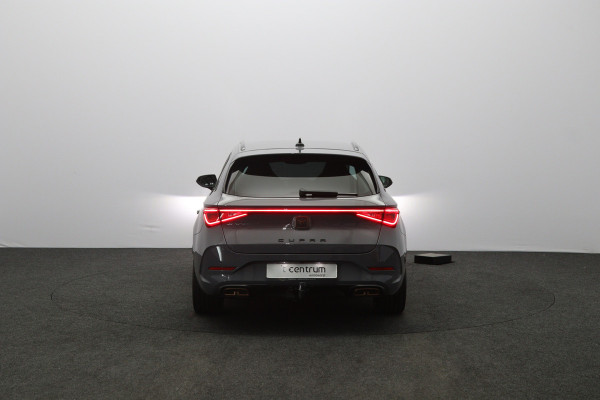 CUPRA Leon Sportstourer 1.4 e-Hybrid 245 PK VZ Copper Edition PHEV, Trekhaak, Adap. Cruise Control, Memory