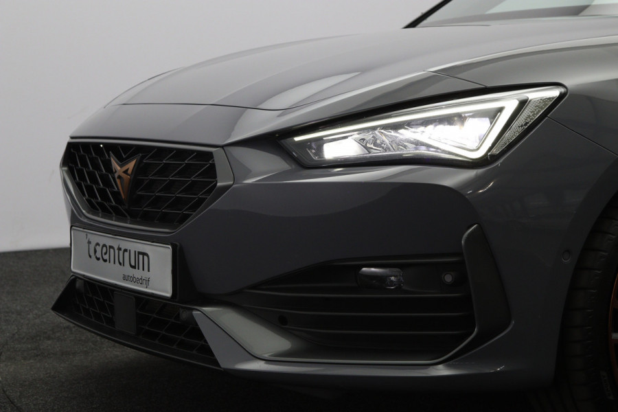 CUPRA Leon Sportstourer 1.4 e-Hybrid 245 PK VZ Copper Edition PHEV, Trekhaak, Adap. Cruise Control, Memory