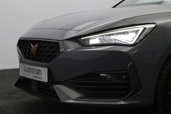 CUPRA Leon Sportstourer 1.4 e-Hybrid 245 PK VZ Copper Edition PHEV, Trekhaak, Adap. Cruise Control, Memory