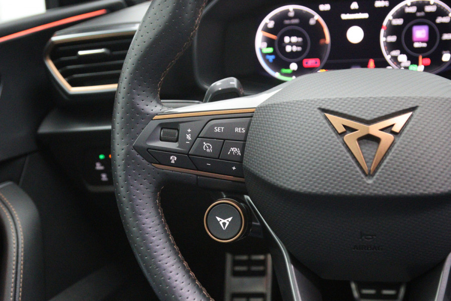 CUPRA Leon Sportstourer 1.4 e-Hybrid 245 PK VZ Copper Edition PHEV, Trekhaak, Adap. Cruise Control, Memory