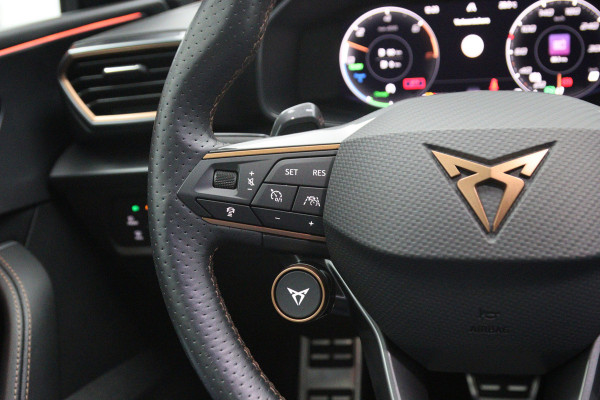 CUPRA Leon Sportstourer 1.4 e-Hybrid 245 PK VZ Copper Edition PHEV, Trekhaak, Adap. Cruise Control, Memory