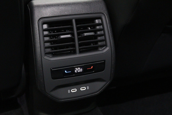 CUPRA Leon Sportstourer 1.4 e-Hybrid 245 PK VZ Copper Edition PHEV, Trekhaak, Adap. Cruise Control, Memory