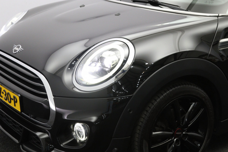 MINI 3-deurs 1.5 Cooper 136 PK Automaat John Cooper Works, Panoramadak, Stoelverwarming, Cruise Control