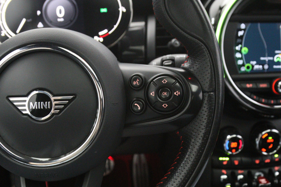 MINI 3-deurs 1.5 Cooper 136 PK Automaat John Cooper Works, Panoramadak, Stoelverwarming, Cruise Control