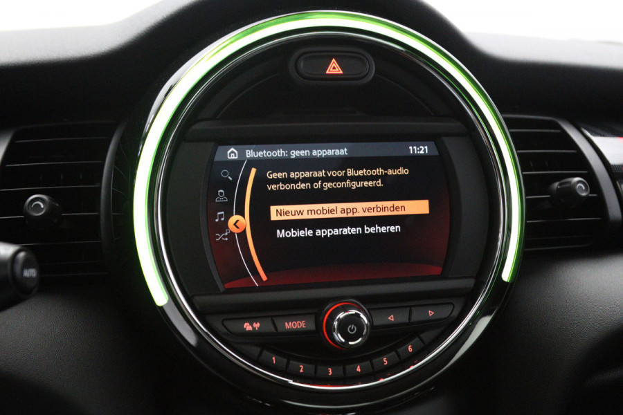 MINI 3-deurs 1.5 Cooper 136 PK Automaat John Cooper Works, Panoramadak, Stoelverwarming, Cruise Control