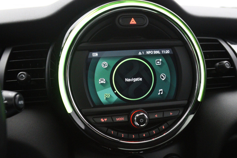 MINI 3-deurs 1.5 Cooper 136 PK Automaat John Cooper Works, Panoramadak, Stoelverwarming, Cruise Control