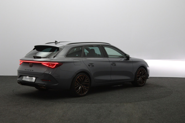 CUPRA Leon Sportstourer 245 PK 1.4 e-Hybrid VZ Copper Edition PHEV, Adap. Cruise Control, Stuur- & Stoelverwarming, BEATS Audio