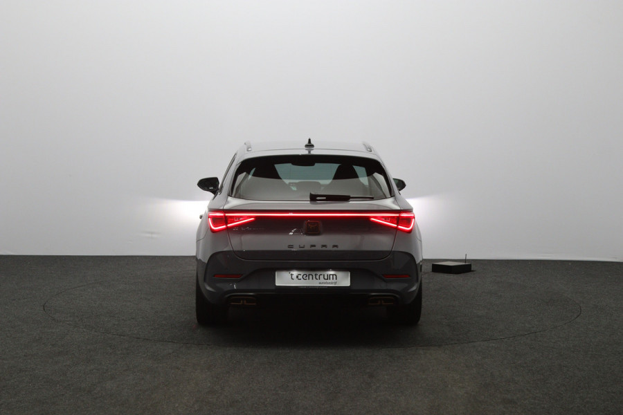 CUPRA Leon Sportstourer 245 PK 1.4 e-Hybrid VZ Copper Edition PHEV, Adap. Cruise Control, Stuur- & Stoelverwarming, BEATS Audio