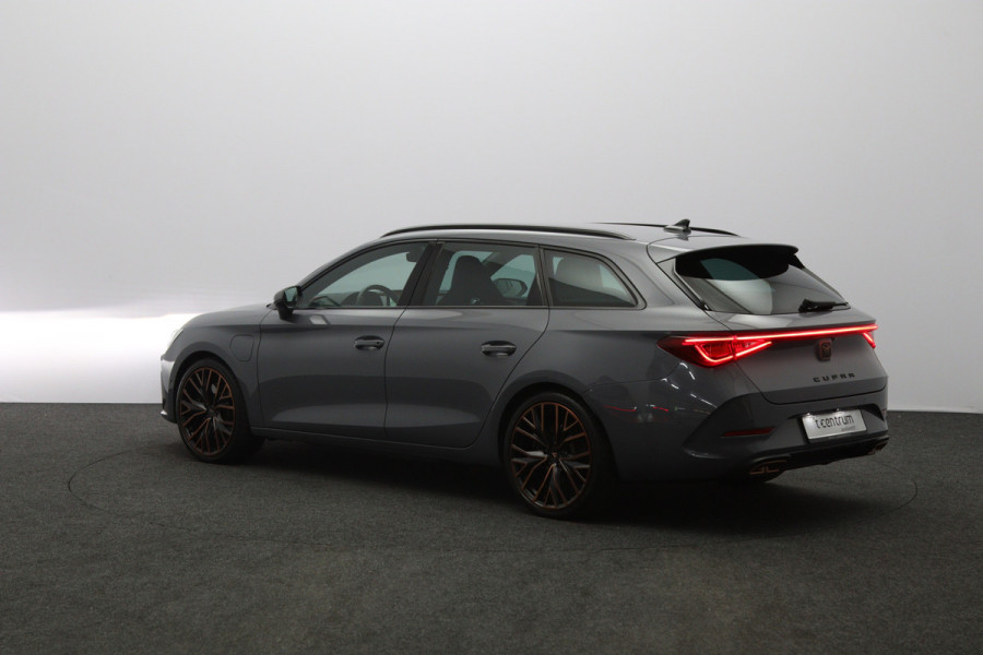 CUPRA Leon Sportstourer 245 PK 1.4 e-Hybrid VZ Copper Edition PHEV, Adap. Cruise Control, Stuur- & Stoelverwarming, BEATS Audio