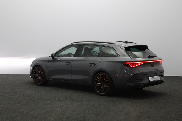 CUPRA Leon Sportstourer 245 PK 1.4 e-Hybrid VZ Copper Edition PHEV, Adap. Cruise Control, Stuur- & Stoelverwarming, BEATS Audio