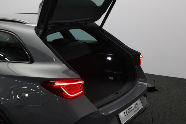 CUPRA Leon Sportstourer 245 PK 1.4 e-Hybrid VZ Copper Edition PHEV, Adap. Cruise Control, Stuur- & Stoelverwarming, BEATS Audio