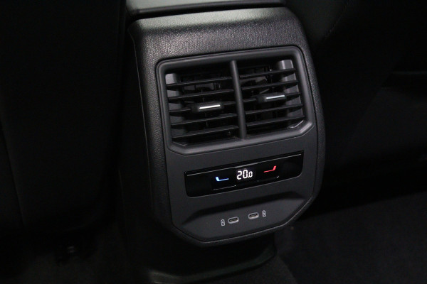 CUPRA Leon Sportstourer 245 PK 1.4 e-Hybrid VZ Copper Edition PHEV, Adap. Cruise Control, Stuur- & Stoelverwarming, BEATS Audio