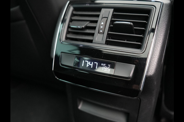 Škoda Superb Combi 1.4 TSI iV Sportline PHEV 218pk Dealer O.H | Panodak | Adaptive Cruise | Camera | Crystal LED | Alcantara Sportstoelen Memory & Verwarmd | Keyless | Apple Carplay | Virtual | Navigatie | DAB | 19"L.M |