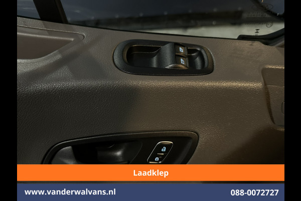 Ford Transit 2.0 TDCI 131pk L3H2 ** Laadklep ** Euro6 Airco | Camera | Navigatie | Apple Carplay | Adaptieve Cruisecontrol Android Auto, Parkeersensoren, Verwarmde voorruit, Stoelverwarming, Bijrijdersbank