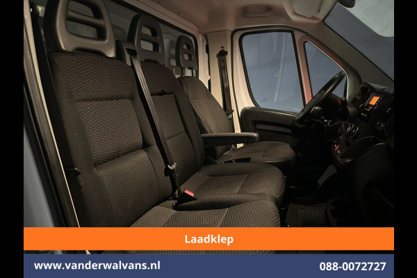 Peugeot Boxer 2.2 BlueHDi 141pk Bakwagen 435cm Lang Laadklep Euro6 Airco | 1055kg laadvermogen | Cruisecontrol Bijrijdersbank