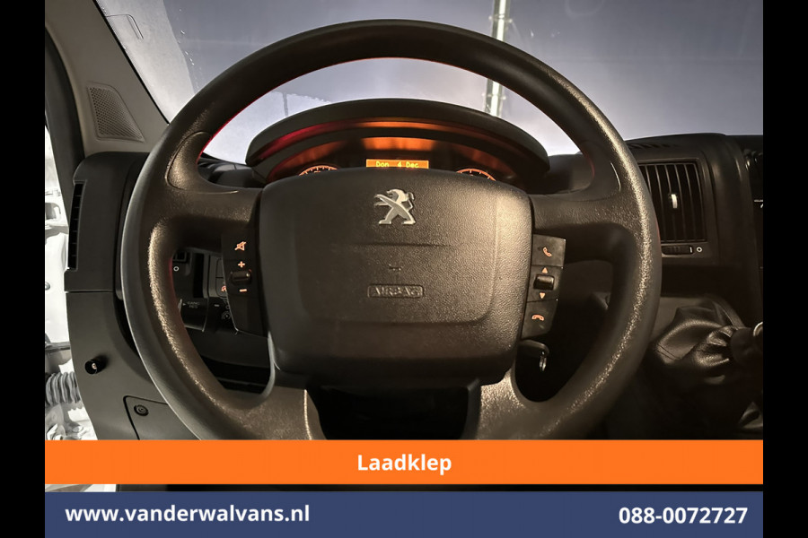 Peugeot Boxer 2.2 BlueHDi 141pk Bakwagen 435cm Lang Laadklep Euro6 Airco | 1055kg laadvermogen | Cruisecontrol Bijrijdersbank