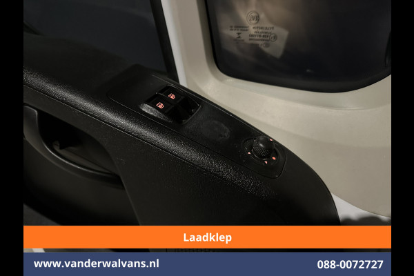 Peugeot Boxer 2.2 BlueHDi 141pk Bakwagen 435cm Lang Laadklep Euro6 Airco | 1055kg laadvermogen | Cruisecontrol Bijrijdersbank