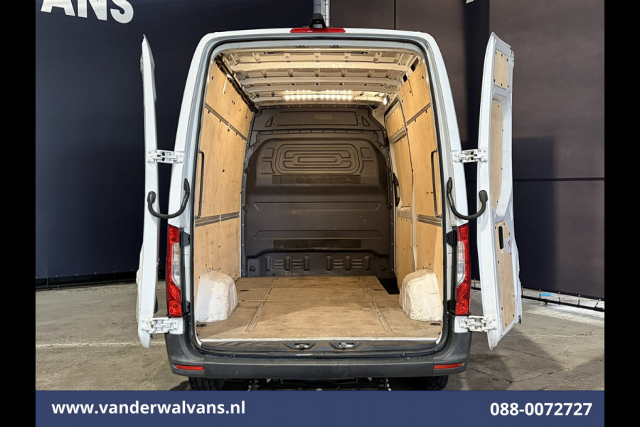 Mercedes-Benz Sprinter 316 CDI 164pk L2H2 Euro6 Airco | Camera | Navigatie | Trekhaak | Cruisecontrol Bijrijdersbank