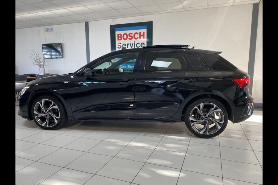 Audi A3 Sportback 35 TFSI S edition Panoramadak / B&O soundsystem /