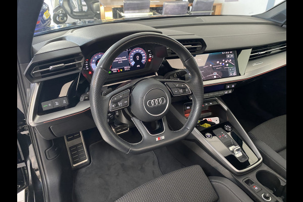 Audi A3 Sportback 35 TFSI S edition Panoramadak / B&O soundsystem /