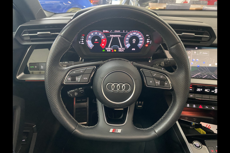 Audi A3 Sportback 35 TFSI S edition Panoramadak / B&O soundsystem /