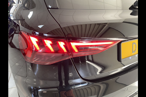 Audi A3 Sportback 35 TFSI S edition Panoramadak / B&O soundsystem /