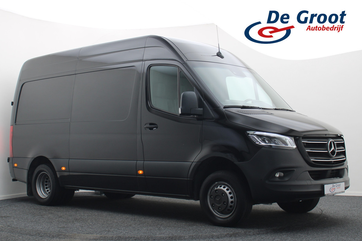 Mercedes-Benz Sprinter 519 CDI Automaat L2H2 Leer, Luchtvering, 360° Camera, ACC, Trekhaak, LED, Dubbel lucht, N1