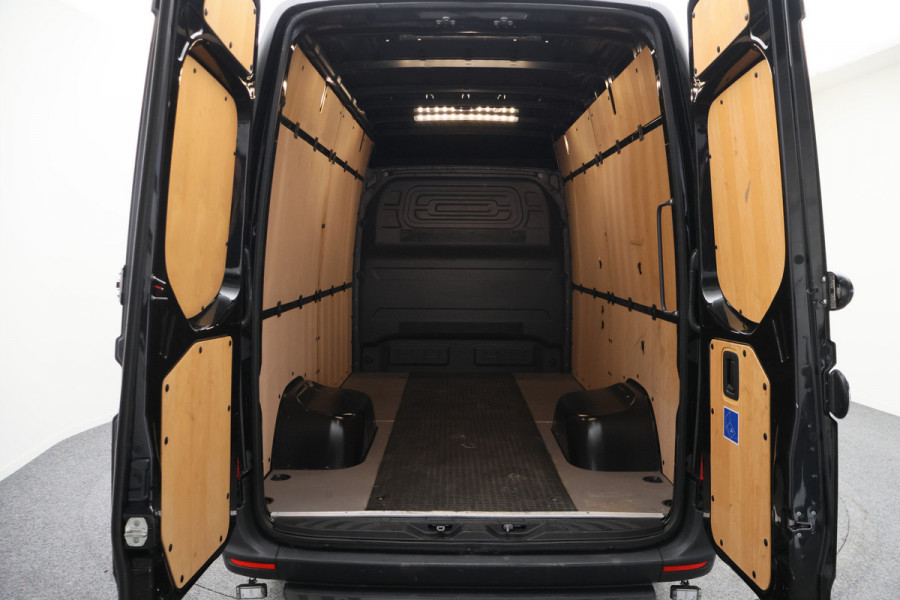 Mercedes-Benz Sprinter 519 CDI Automaat L2H2 Leer, Luchtvering, 360° Camera, ACC, Trekhaak, LED, Dubbel lucht, N1