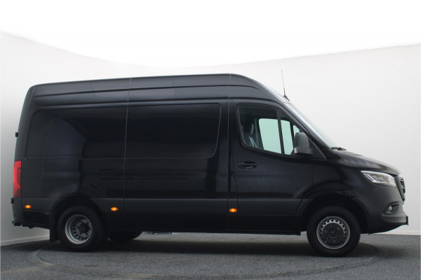 Mercedes-Benz Sprinter 519 CDI Automaat L2H2 Leer, Luchtvering, 360° Camera, ACC, Trekhaak, LED, Dubbel lucht, N1