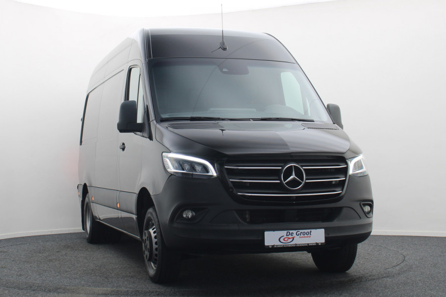 Mercedes-Benz Sprinter 519 CDI Automaat L2H2 Leer, Luchtvering, 360° Camera, ACC, Trekhaak, LED, Dubbel lucht, N1