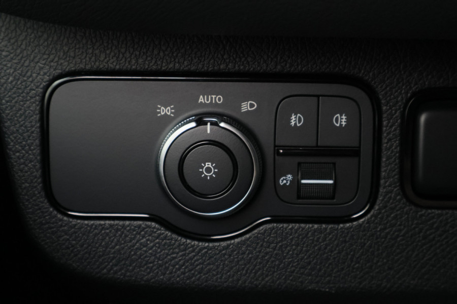 Mercedes-Benz Sprinter 519 CDI Automaat L2H2 Leer, Luchtvering, 360° Camera, ACC, Trekhaak, LED, Dubbel lucht, N1