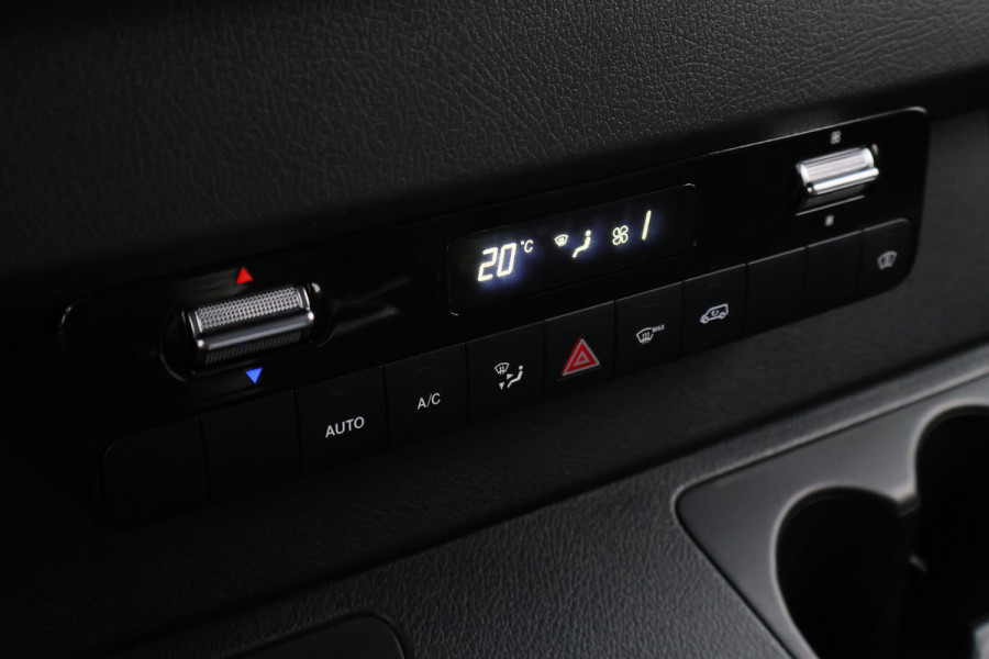 Mercedes-Benz Sprinter 519 CDI Automaat L2H2 Leer, Luchtvering, 360° Camera, ACC, Trekhaak, LED, Dubbel lucht, N1