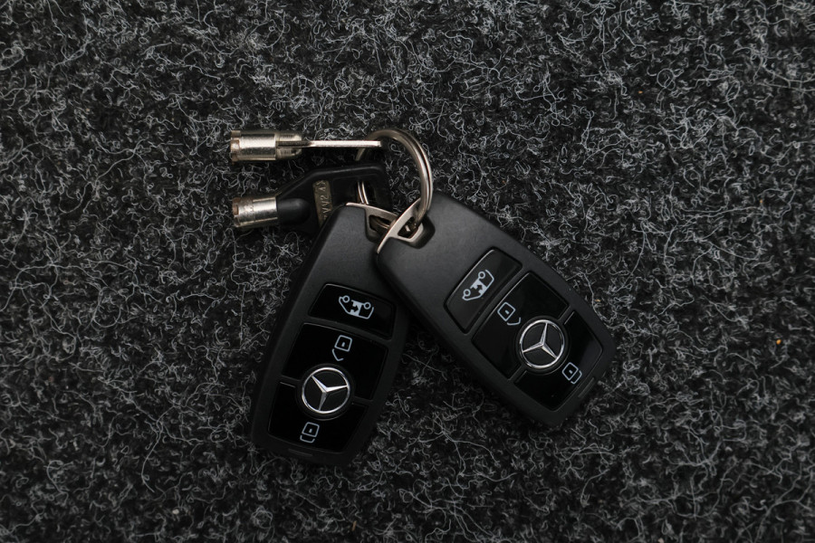 Mercedes-Benz Sprinter 519 CDI Automaat L2H2 Leer, Luchtvering, 360° Camera, ACC, Trekhaak, LED, Dubbel lucht, N1