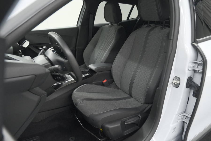 Peugeot 2008 PureTech 100 Allure | Apple Carplay | Parkeersensoren | Climate Control | Cruise Control