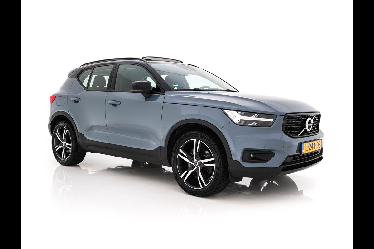 Volvo XC40 1.5 T4 Recharge R-Design Expression {SoH-83%} (Plug-in) (INCL-BTW)  Aut. *PANO | DIGI-COCKPIT | HARMAN/KARDON | BLINDSPOT | KEYLESS | DAB | SPORTSEATS | FULL-LED | NAVI-FULLMAP | CAMERA | ECC | TOWBAR | 18'' ALU*