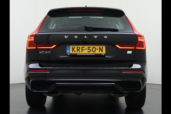 Volvo XC60 2.0 T8 Plug-in hybrid AWD Ultra Dark T8 12 MND. BOVAG GARANTIE | HEAD UP | PANORAMA DAK | ACHTERUITRIJ CAMERA | BOWERS & WILKINS | MEM. SEATS | STOEL+STUUR VERWARMING |