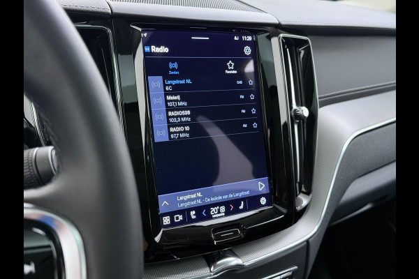 Volvo XC60 2.0 T8 Plug-in hybrid AWD Ultra Dark T8 12 MND. BOVAG GARANTIE | HEAD UP | PANORAMA DAK | ACHTERUITRIJ CAMERA | BOWERS & WILKINS | MEM. SEATS | STOEL+STUUR VERWARMING |