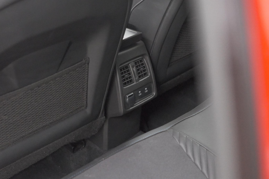 Renault Captur 1.8 E-Tech full hybrid 160 esprit Alpine | Adaptieve Cruise Control | 360 Camera | Navigatie