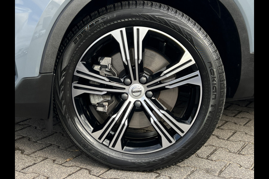 Volvo XC40 1.5 T4 Recharge Inscription | Trekhaak | Leder | Harman Kardon | Pano | 360 Camera