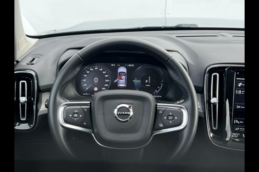 Volvo XC40 1.5 T4 Recharge Inscription | Trekhaak | Leder | Harman Kardon | Pano | 360 Camera