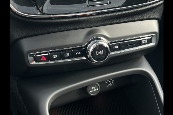 Volvo XC40 1.5 T4 Recharge Inscription | Trekhaak | Leder | Harman Kardon | Pano | 360 Camera