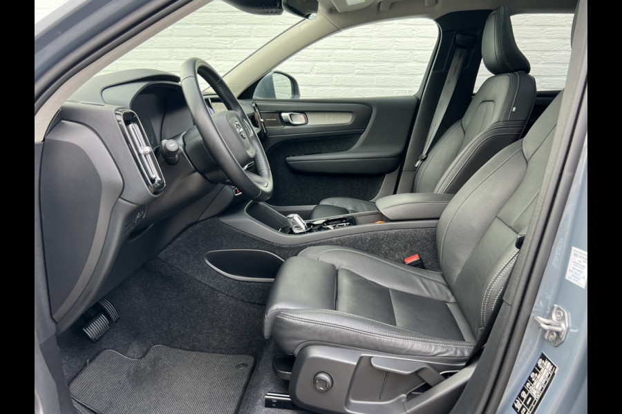 Volvo XC40 1.5 T4 Recharge Inscription | Trekhaak | Leder | Harman Kardon | Pano | 360 Camera