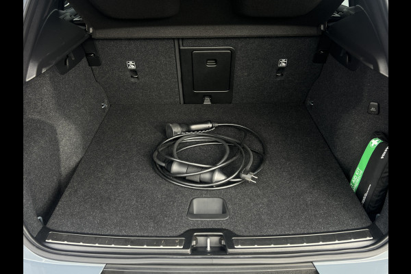 Volvo XC40 1.5 T4 Recharge Inscription | Trekhaak | Leder | Harman Kardon | Pano | 360 Camera