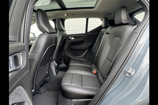 Volvo XC40 1.5 T4 Recharge Inscription | Trekhaak | Leder | Harman Kardon | Pano | 360 Camera